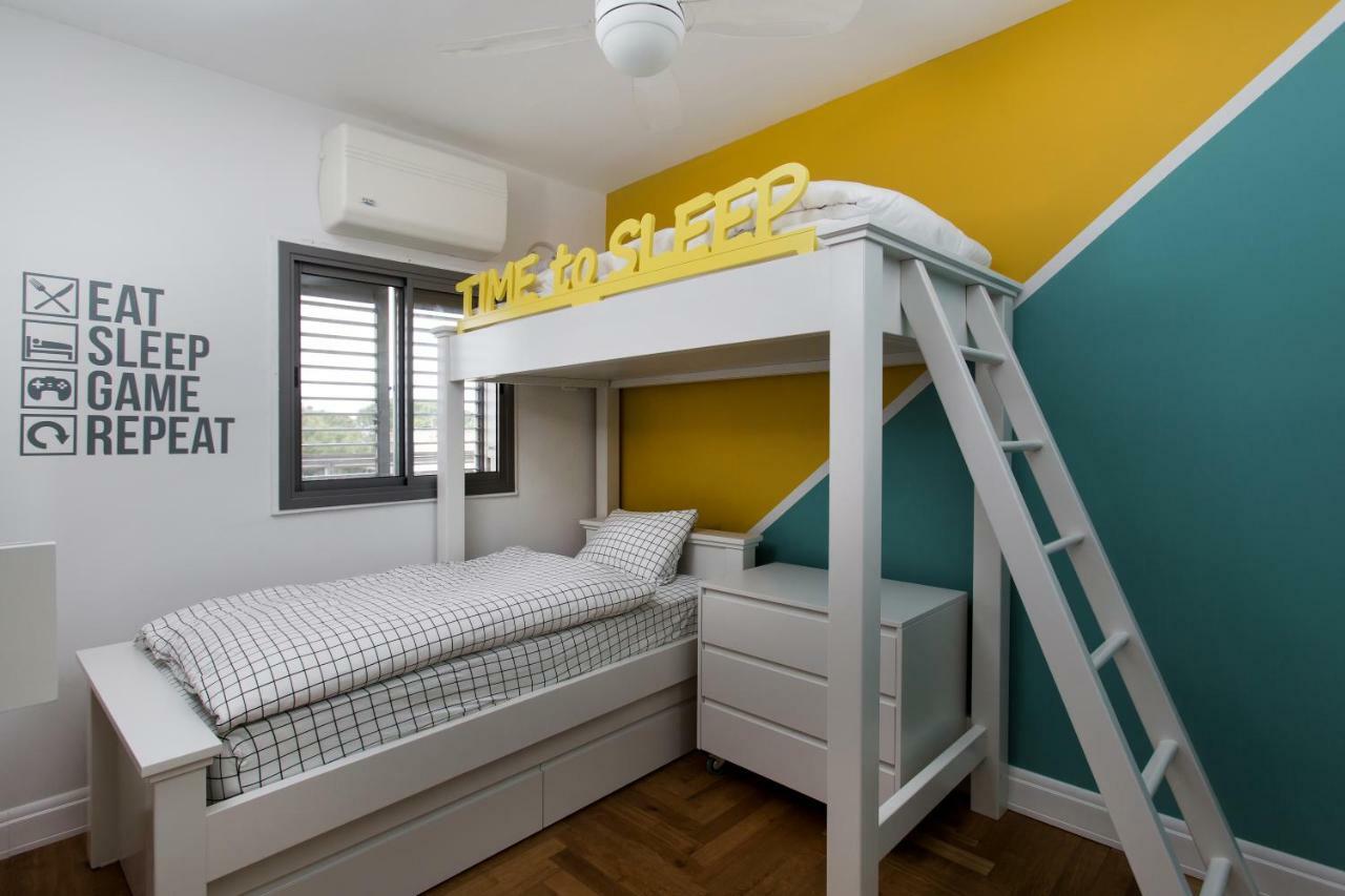 חיפה Colorful Bnb Apartment מראה חיצוני תמונה